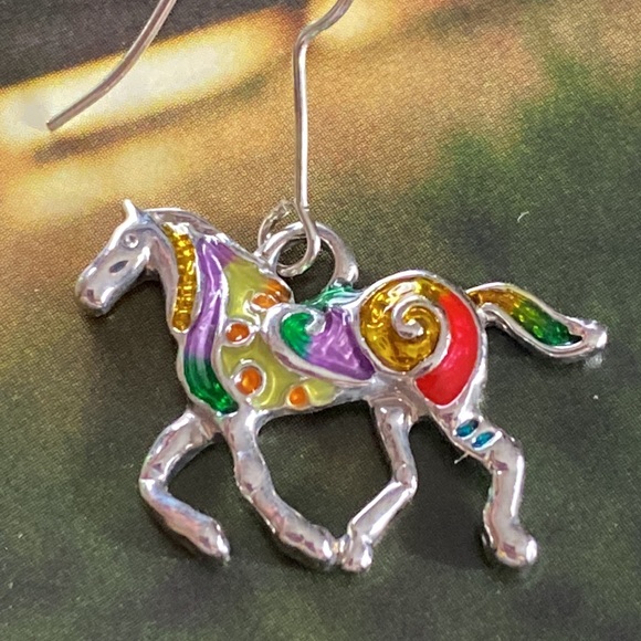 Equestrian Horse Enameled Earrings - Picture 11 of 12
